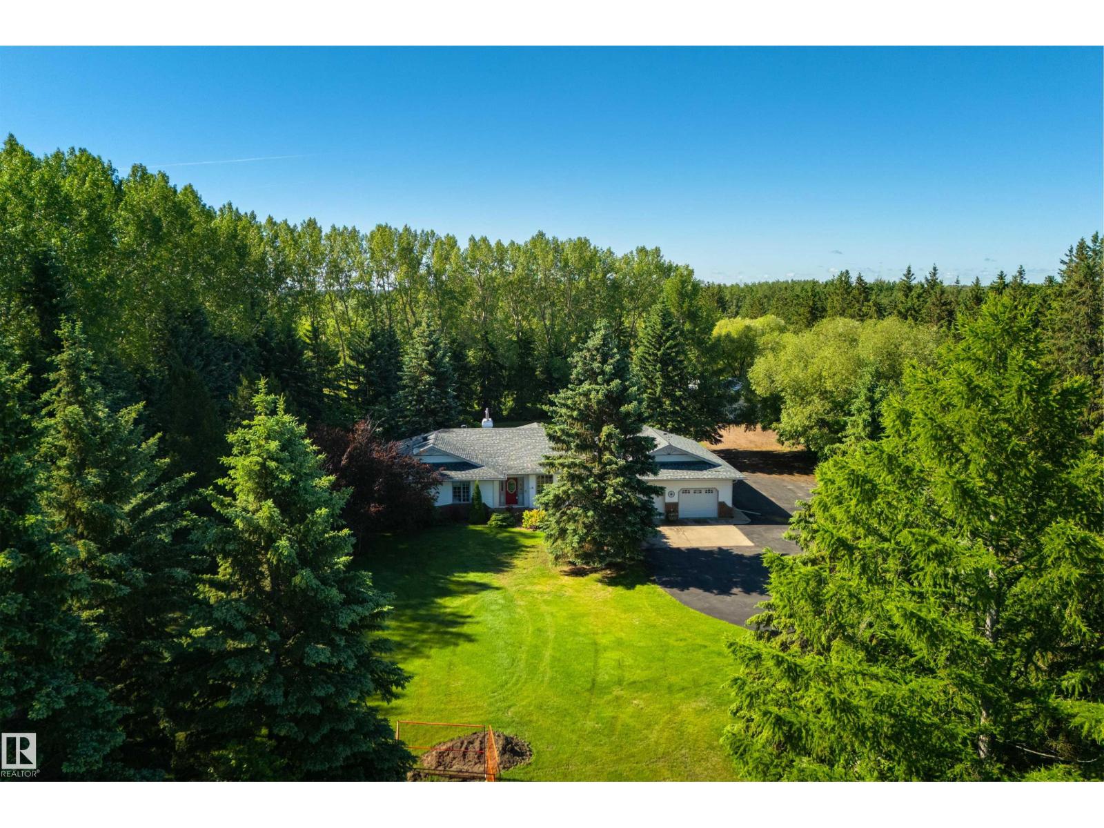 27113 TWP RD 522 - 69