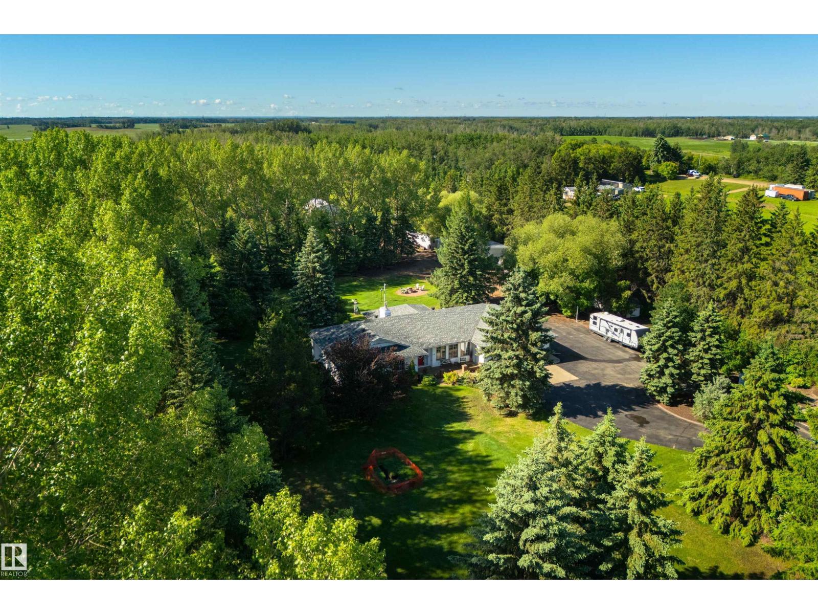 27113 TWP RD 522 - 71