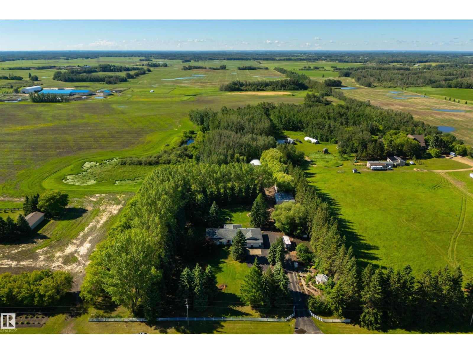 27113 TWP RD 522 - 73