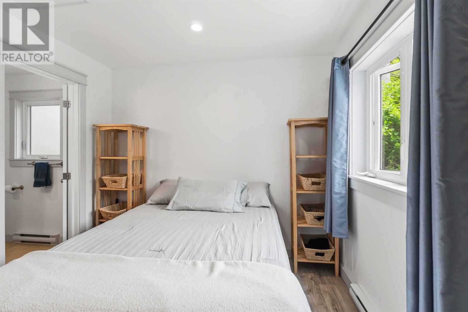 85 Pettrie Road - 21