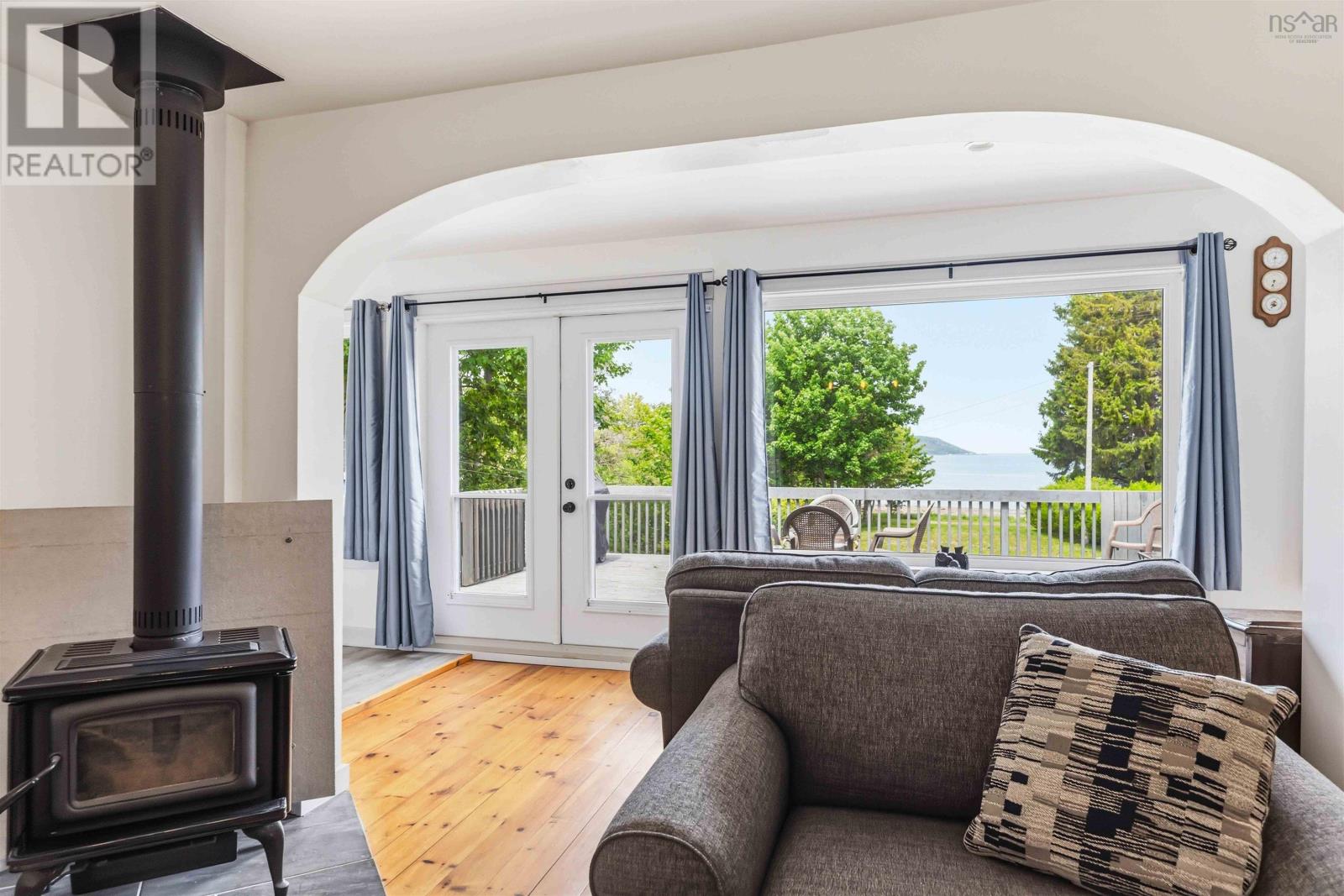 85 Pettrie Road - 32
