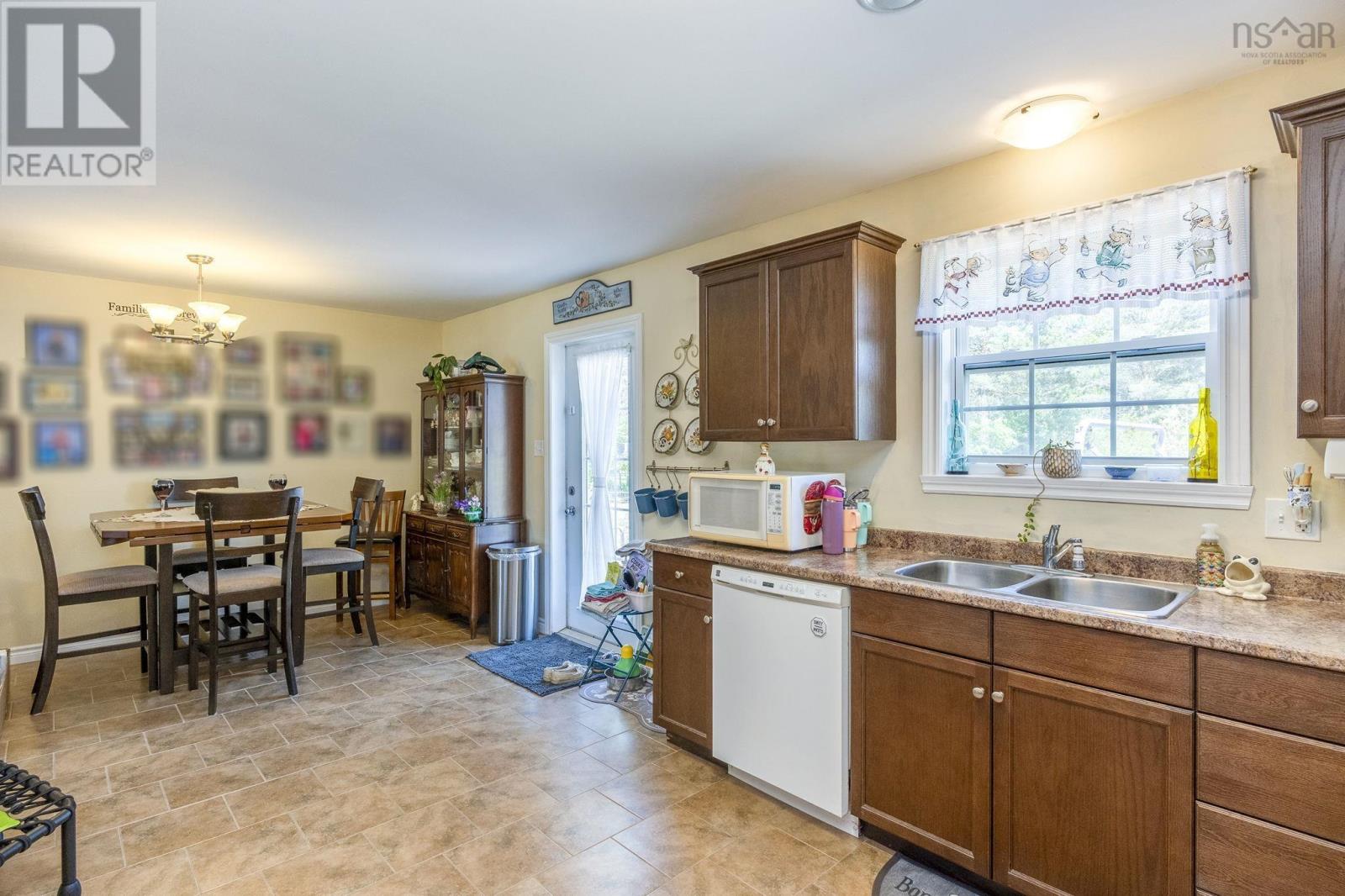 104 Fairview Drive - 6