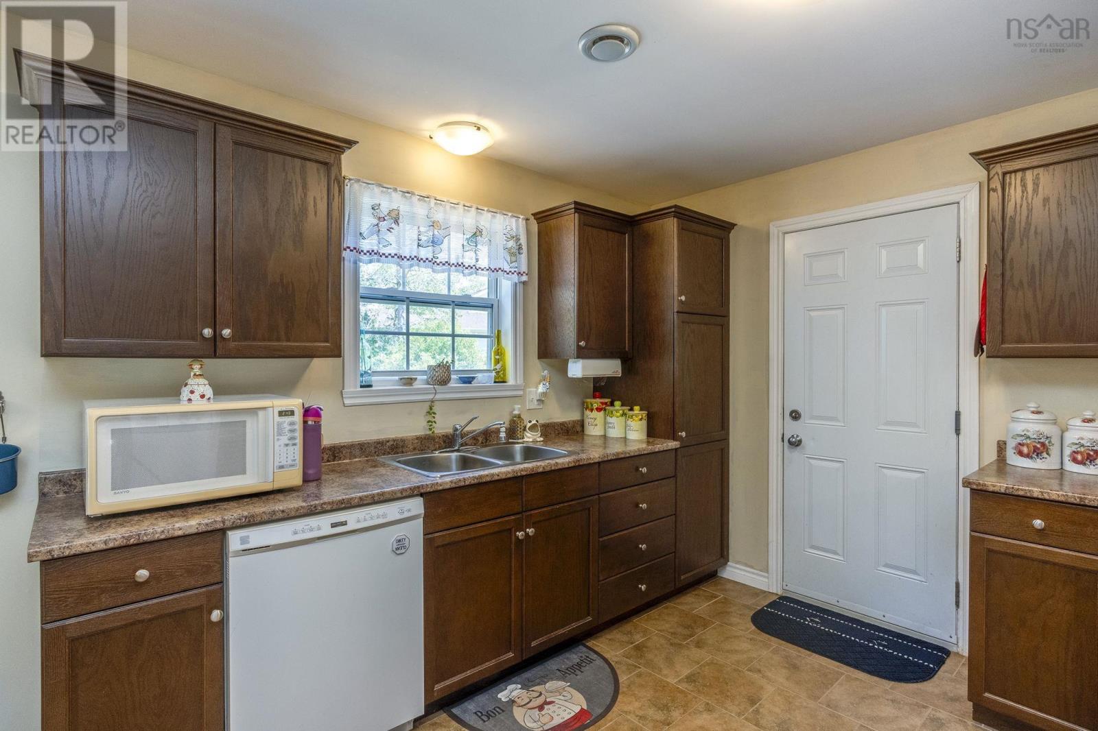 104 Fairview Drive - 7