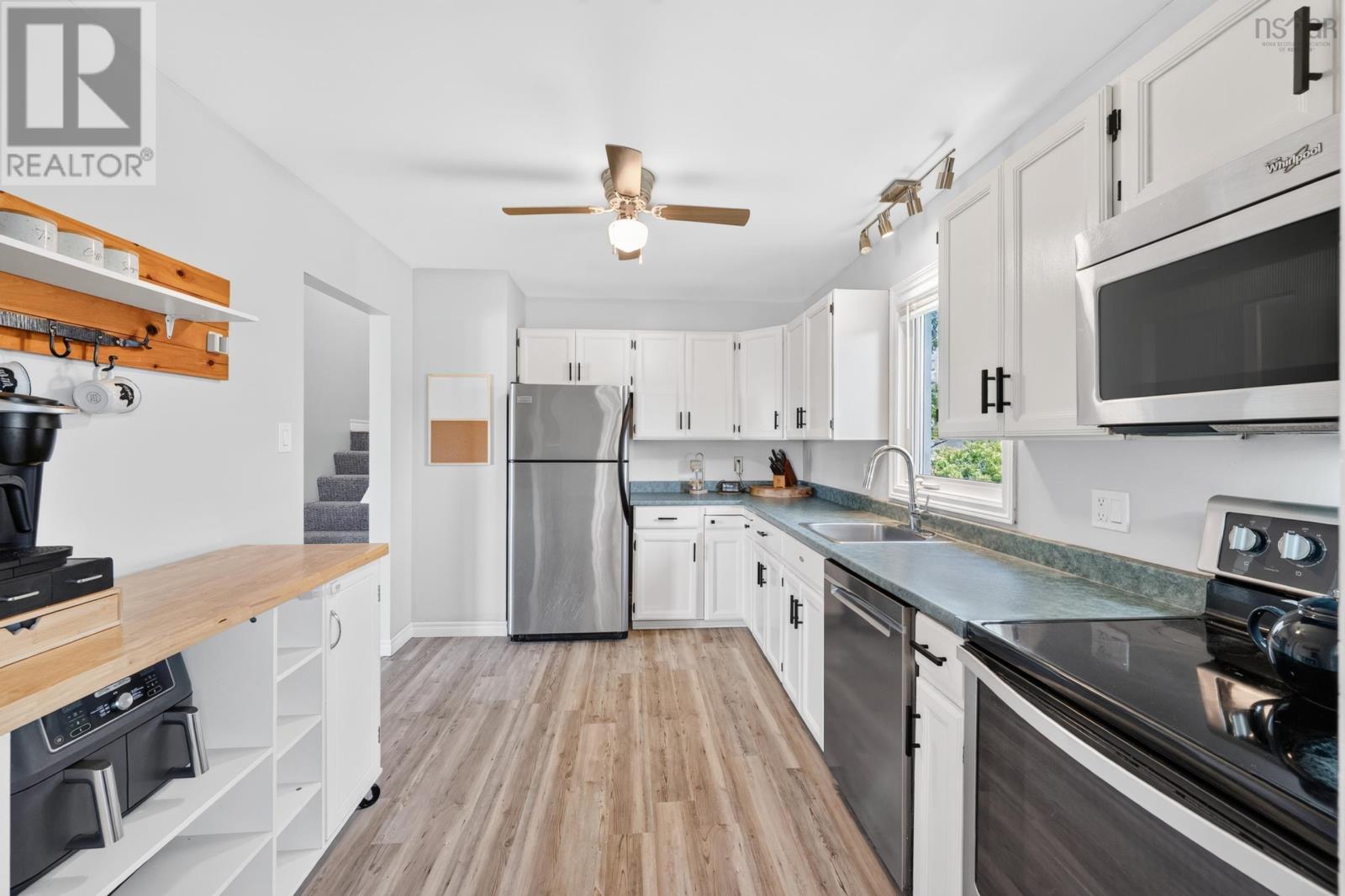 Property 25 of 49 of 25 Andrews Avenue