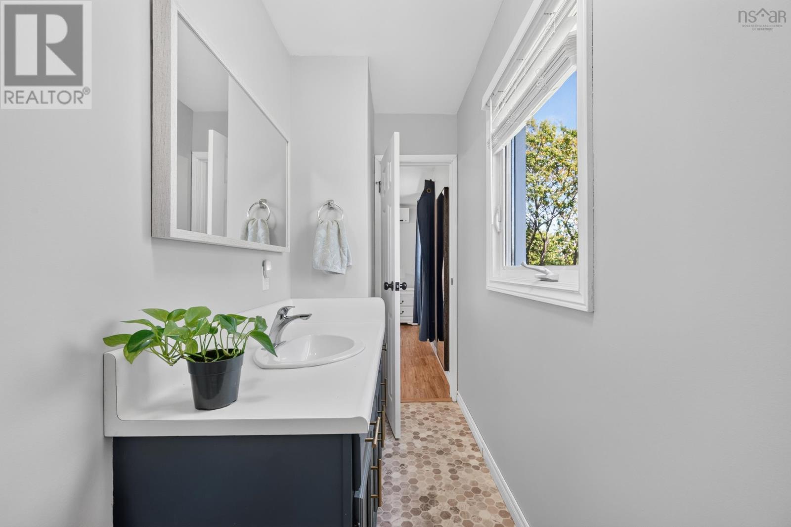 Property 36 of 49 of 25 Andrews Avenue