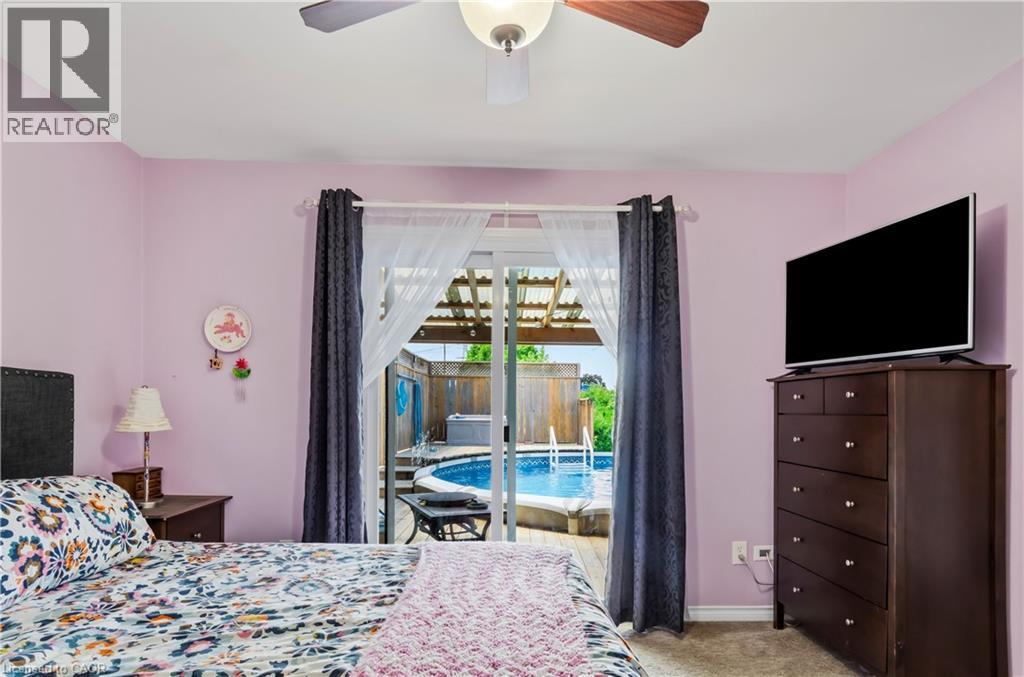 4-bedroom home for sale at 605 GREY Street, Brantford ON · photo 18 of 42