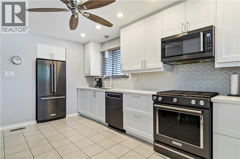 4-bedroom home for sale at 605 GREY Street, Brantford ON · photo 4 of 42