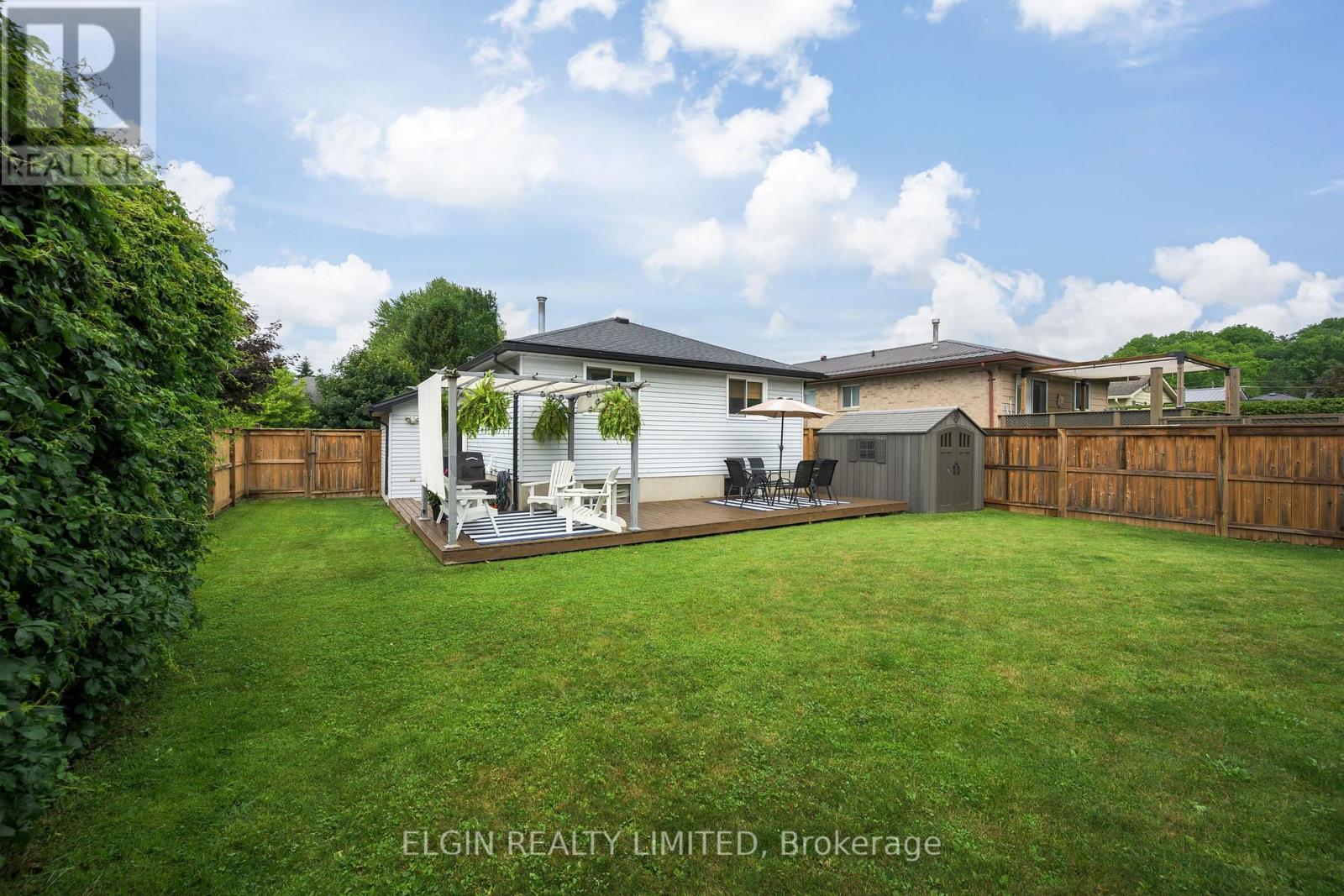 309 FRANCES STREET - 12