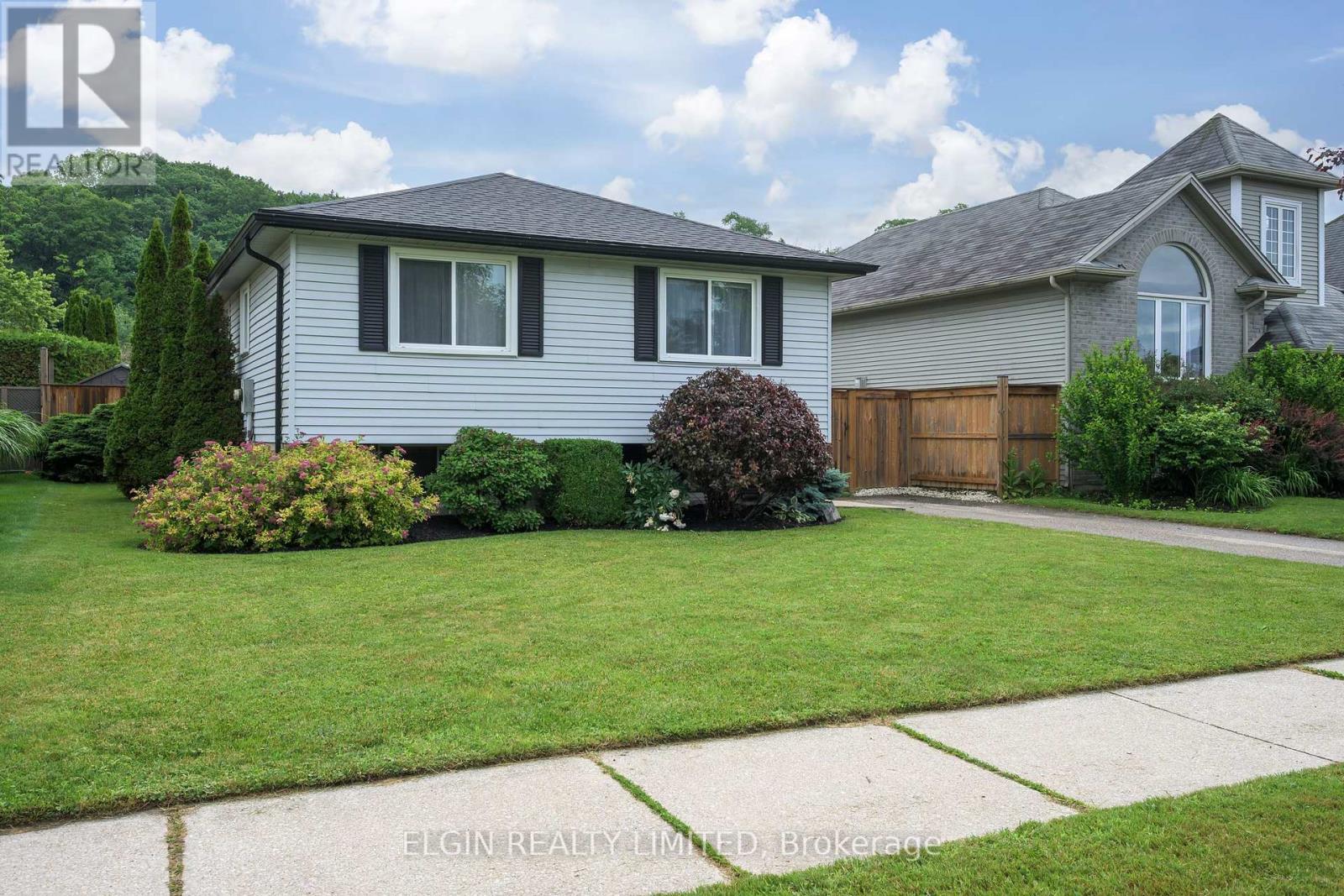 309 FRANCES STREET - 3