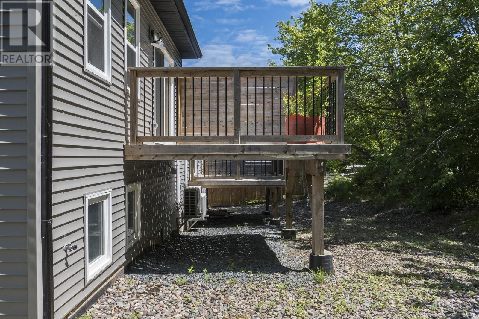 Property 20 of 28 of 64/66 Everette Street