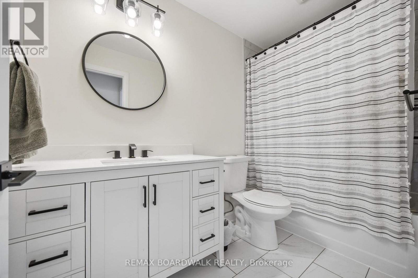 447 CHURCHILL ROAD - 15