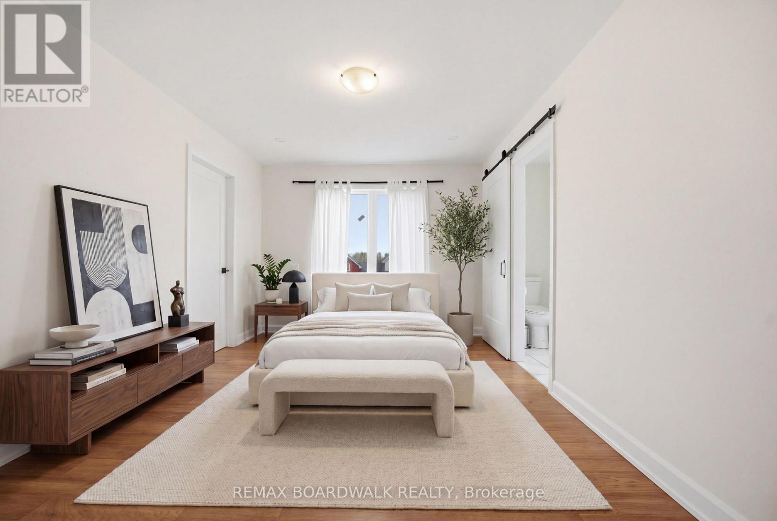 447 CHURCHILL ROAD - 17