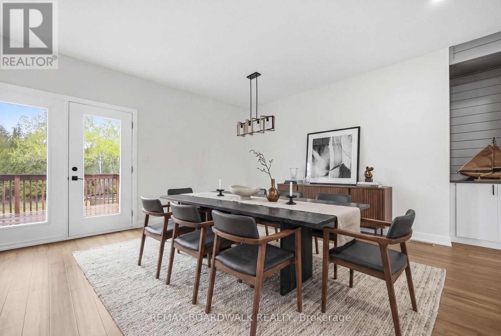 447 CHURCHILL ROAD - 8