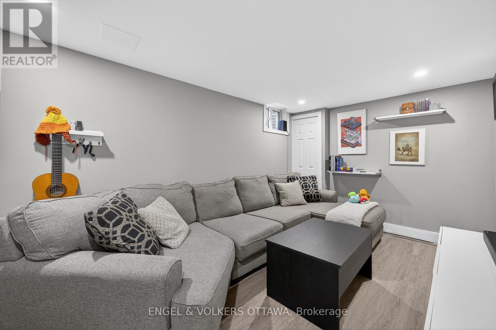 3 Bed, 2 Bath House for Sale in Ottawa – 60 – 3258 BANNON WAY, Ottawa – MLS# X13482604 - Image 27