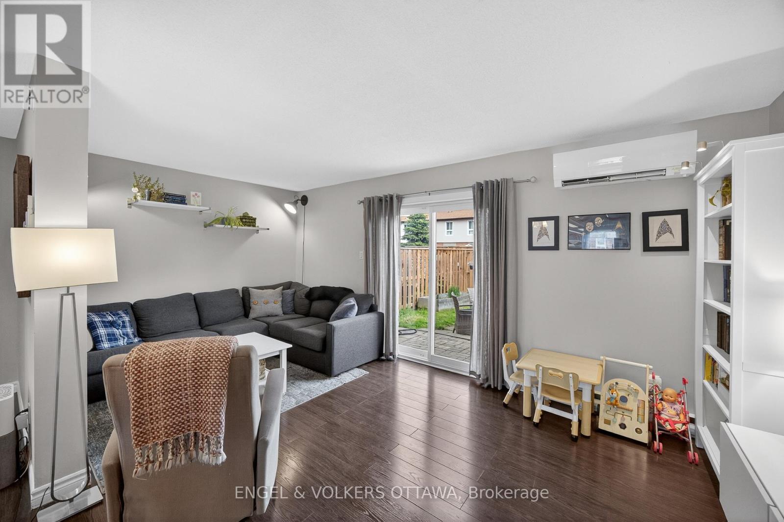 3 Bed, 2 Bath House for Sale in Ottawa – 60 – 3258 BANNON WAY, Ottawa – MLS# X13482604 - Image 6