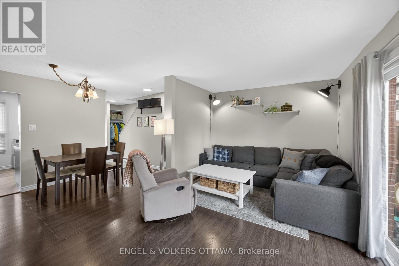 3 Bed, 2 Bath House for Sale in Ottawa – 60 – 3258 BANNON WAY, Ottawa – MLS# X13482604 - Image 8