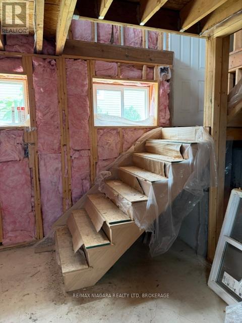 178 PELHAM ROAD - 12
