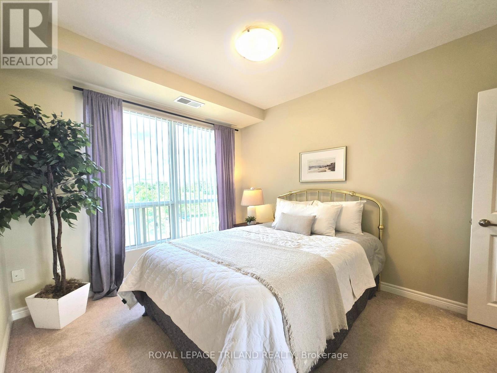 #406 1030 CORONATION DRIVE - 11