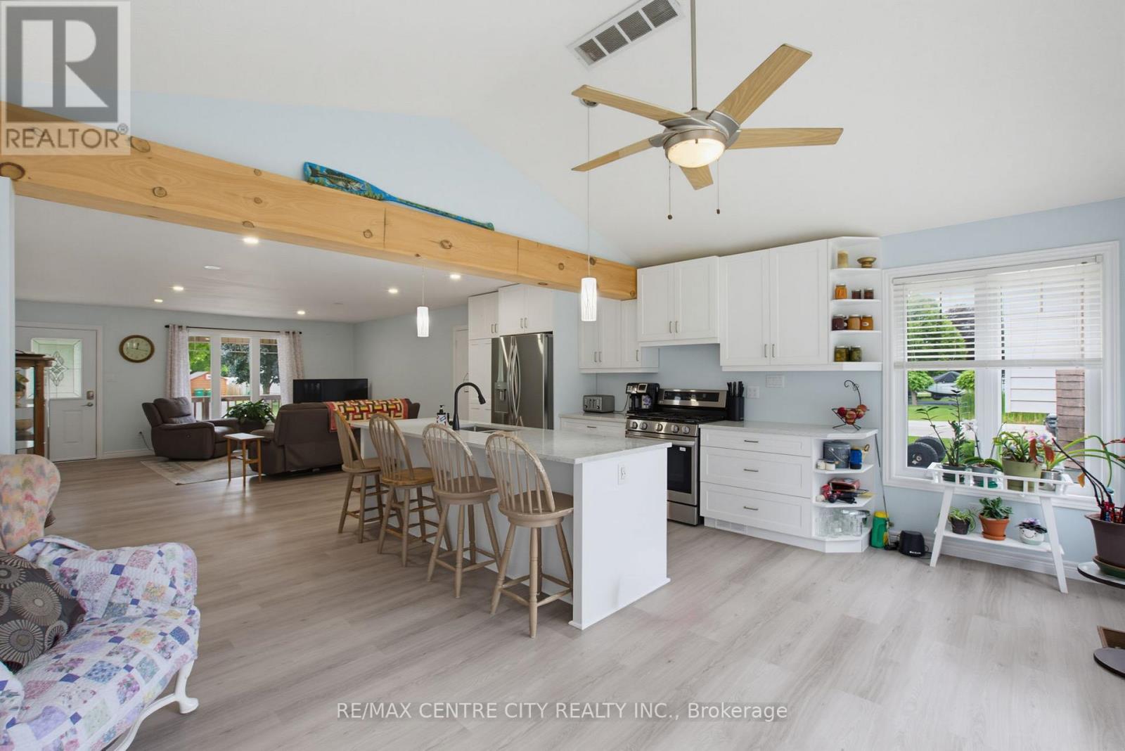 119 ANDERSON AVENUE - 11