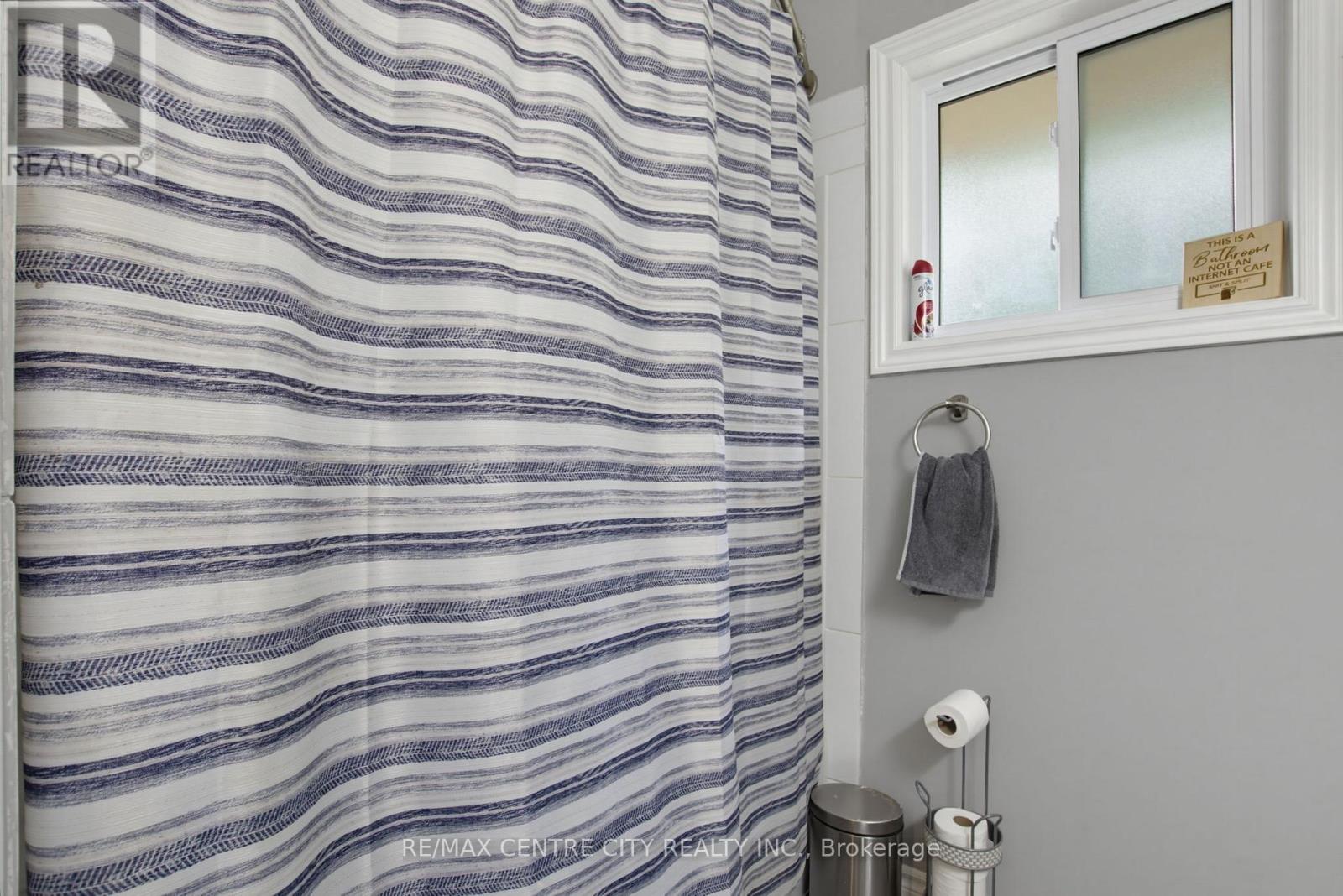 119 ANDERSON AVENUE - 19