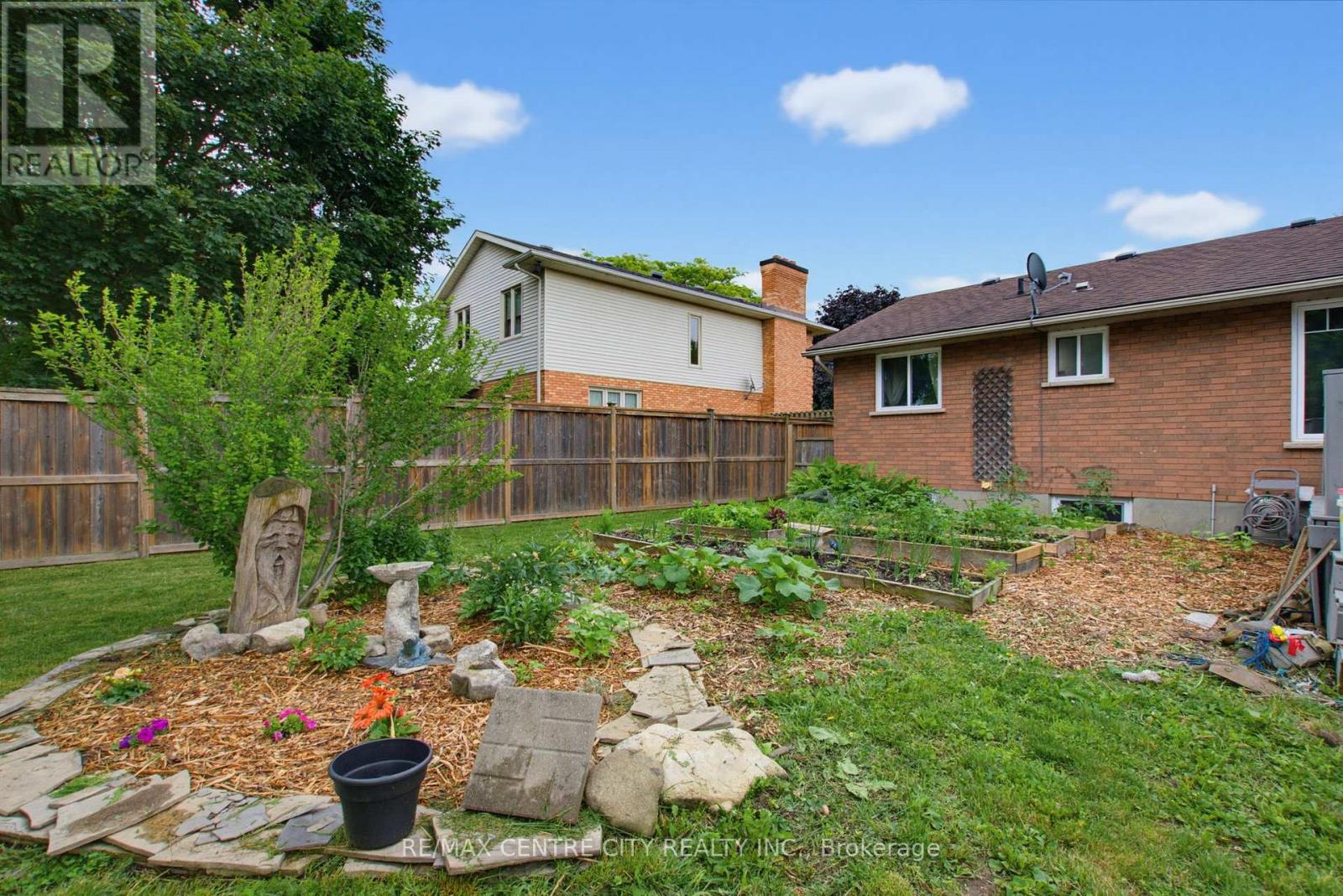 119 ANDERSON AVENUE - 37