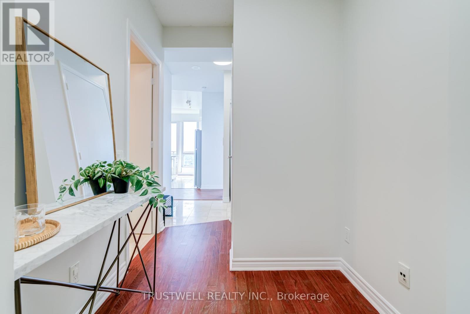 #2210 60 BYNG AVENUE - 18