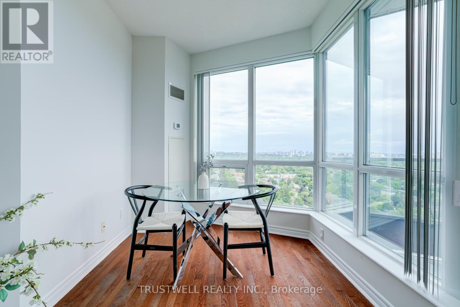 #2210 60 BYNG AVENUE - 5