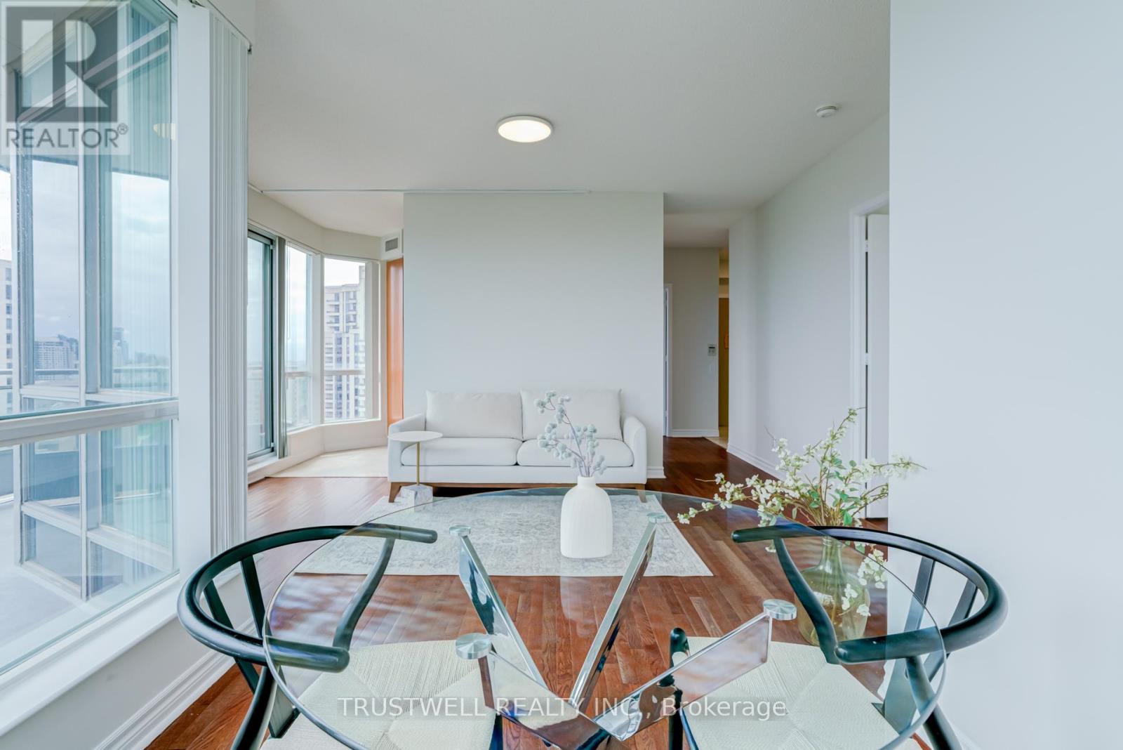 #2210 60 BYNG AVENUE - 6