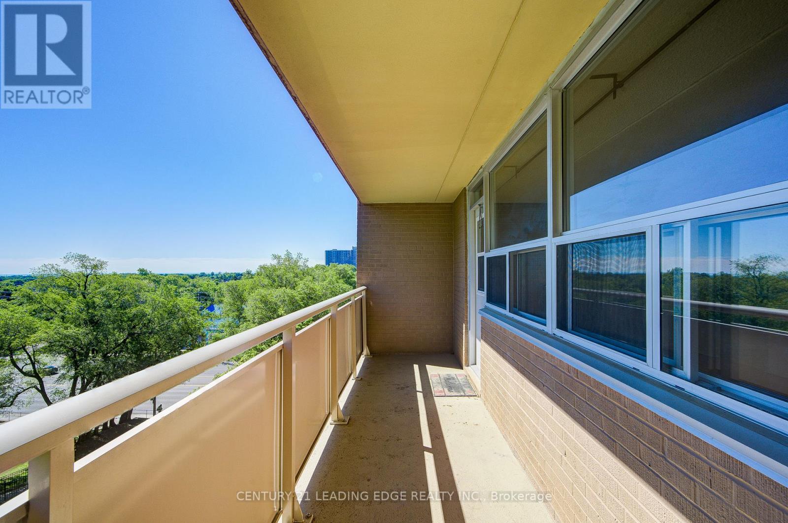 #601 207 GALLOWAY ROAD - 44