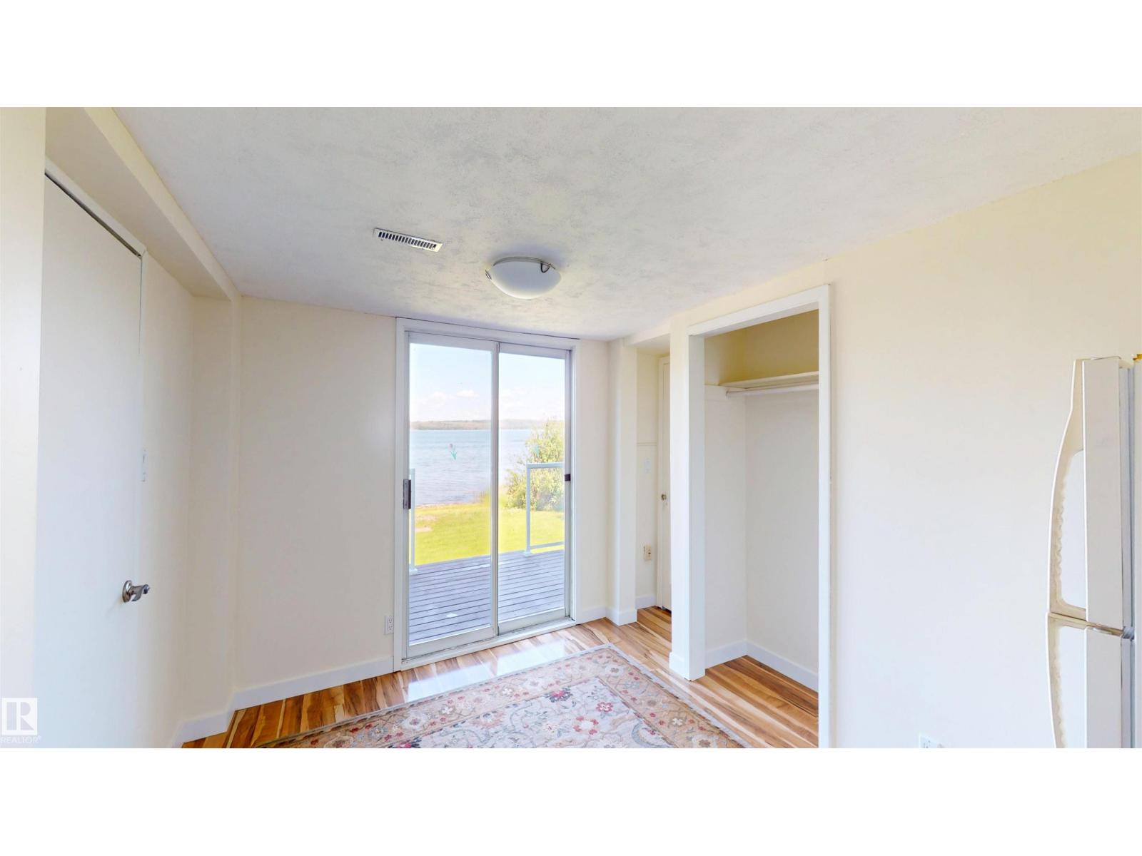 14 52515 RGE ROAD 52 - 35