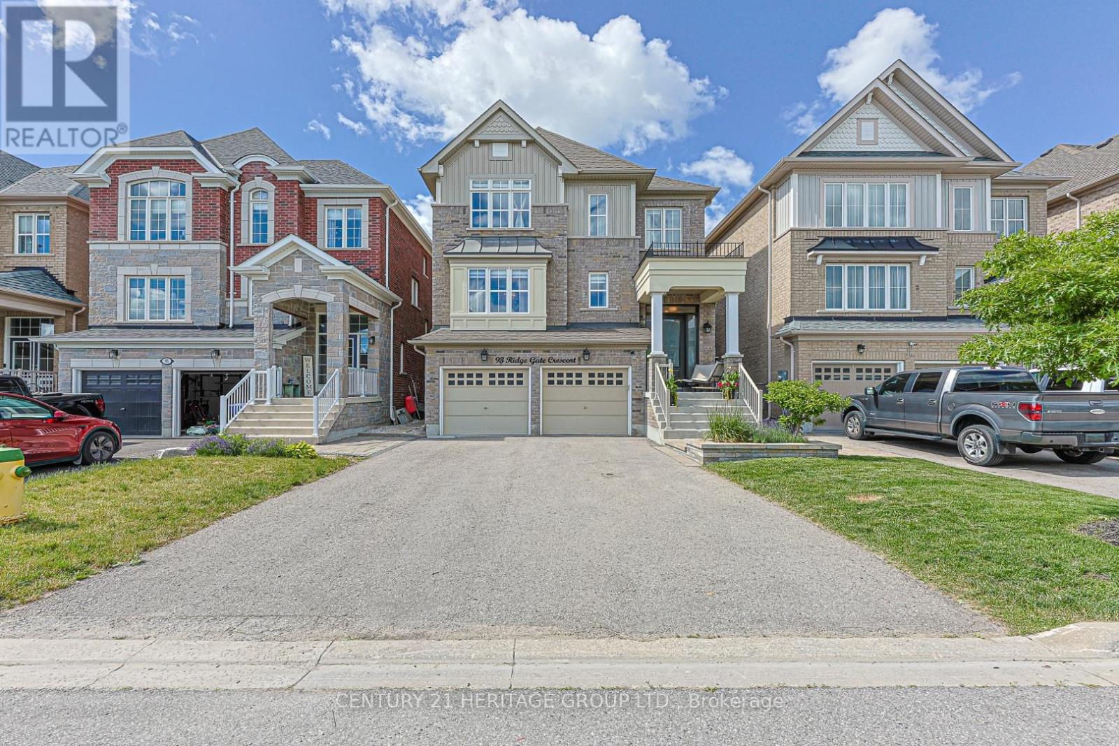 93 RIDGE GATE CRESCENT - 1
