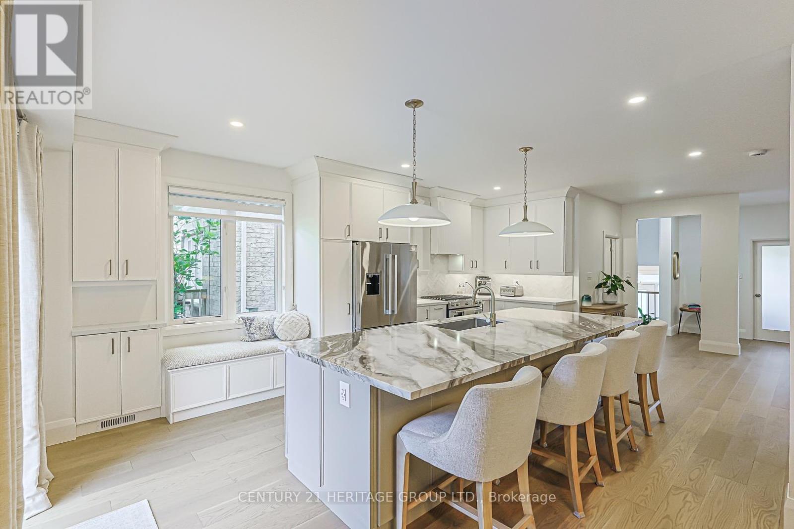 93 RIDGE GATE CRESCENT - 12