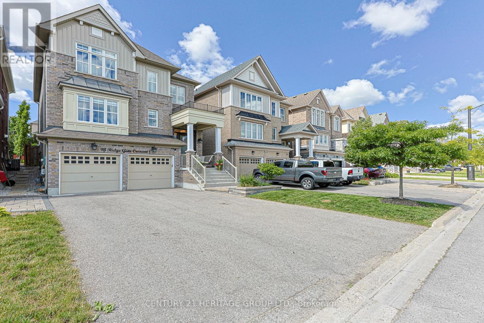 93 RIDGE GATE CRESCENT - 2
