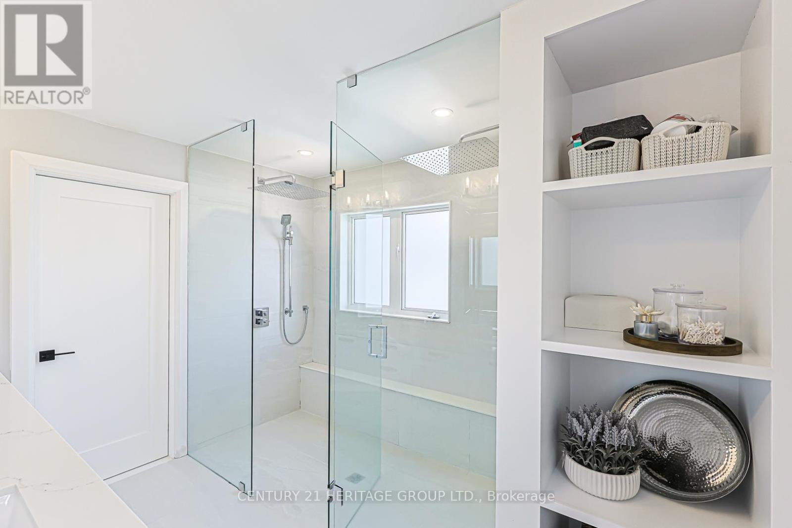 93 RIDGE GATE CRESCENT - 22