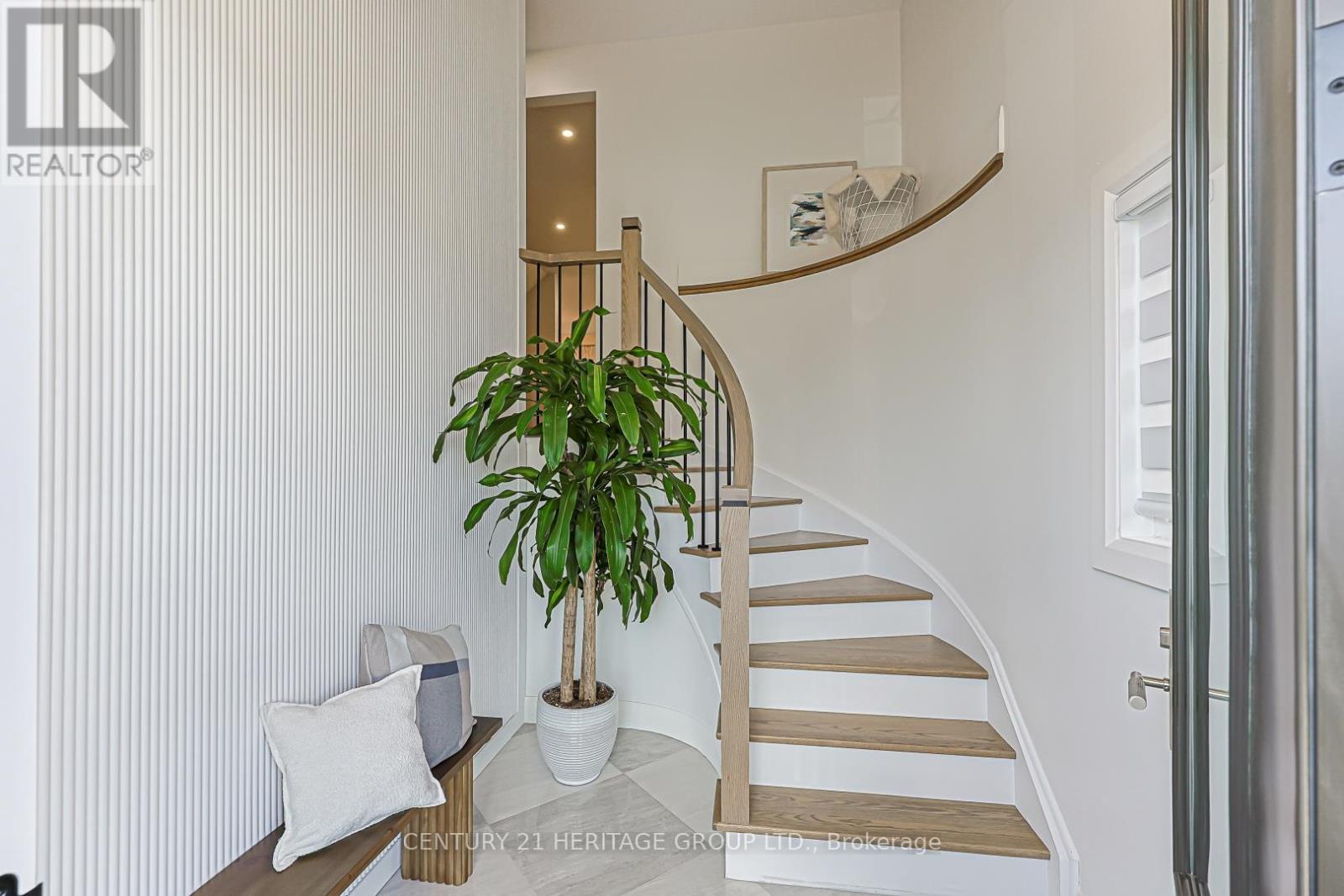93 RIDGE GATE CRESCENT - 5