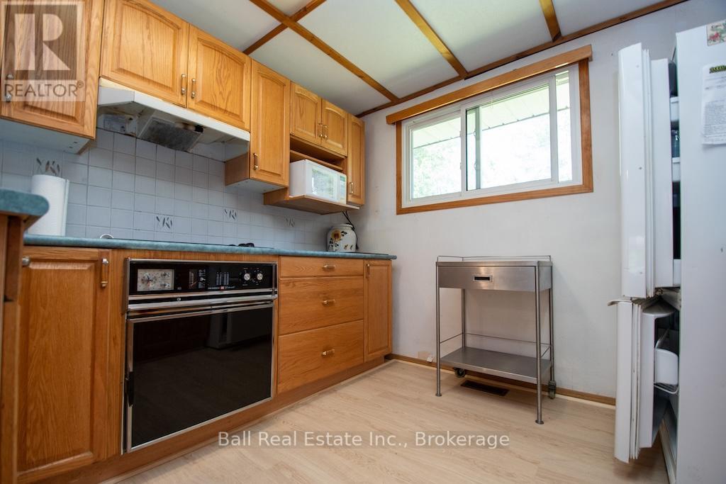2137 CHIPMUNK ROAD - 12