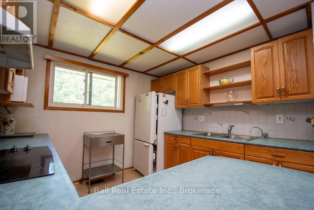 2137 CHIPMUNK ROAD - 13
