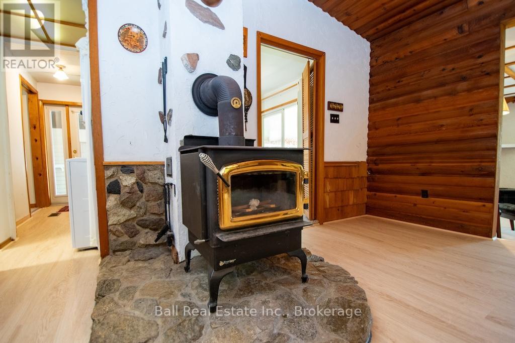 2137 CHIPMUNK ROAD - 16