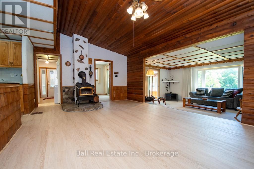 2137 CHIPMUNK ROAD - 9