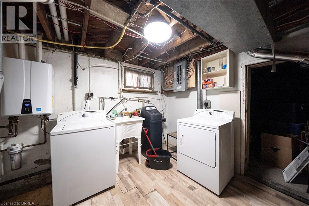 32 ELMWOOD Avenue - 24