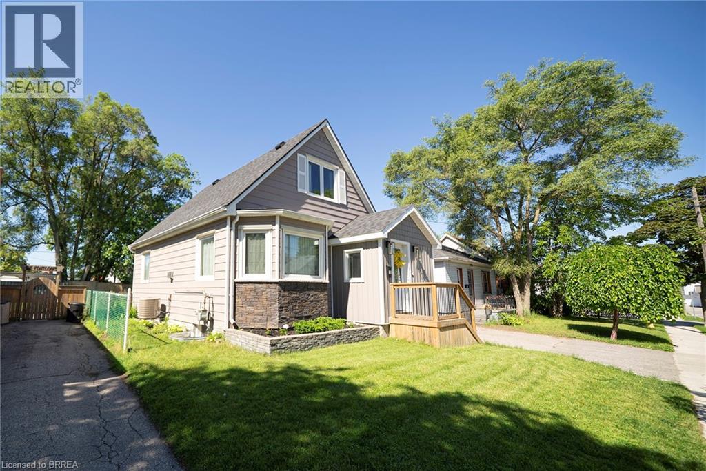 32 ELMWOOD Avenue - 3