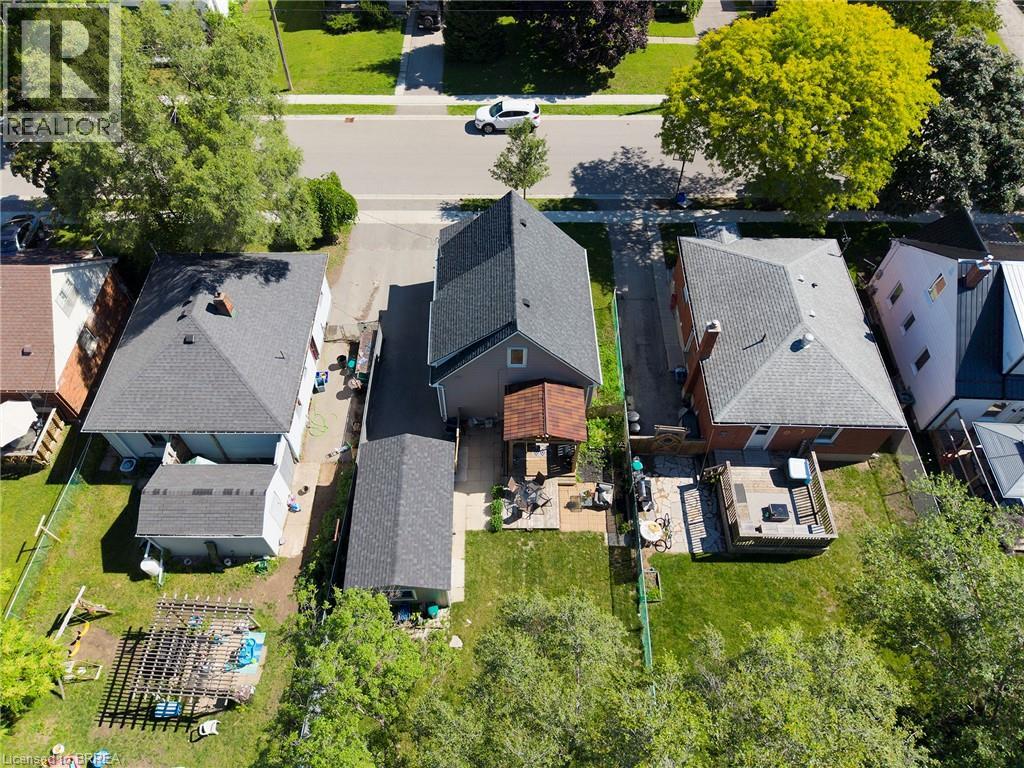 32 ELMWOOD Avenue - 33