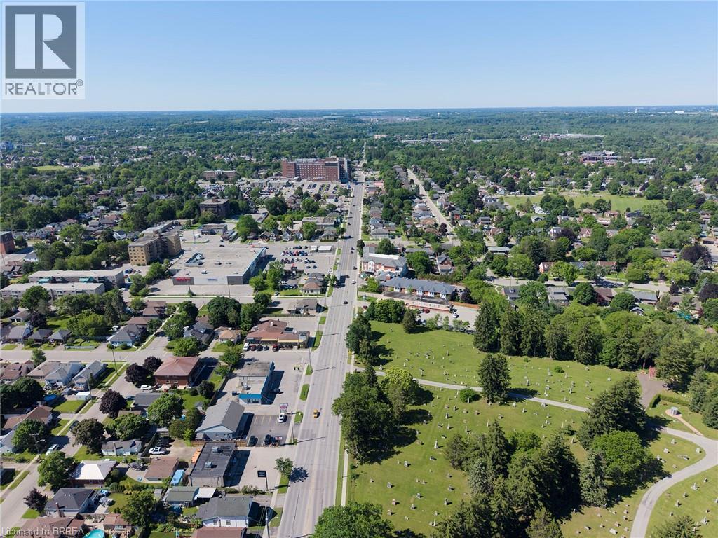 32 ELMWOOD Avenue - 35