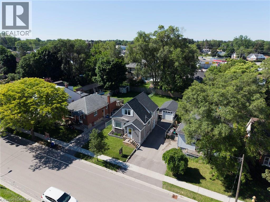 32 ELMWOOD Avenue - 37