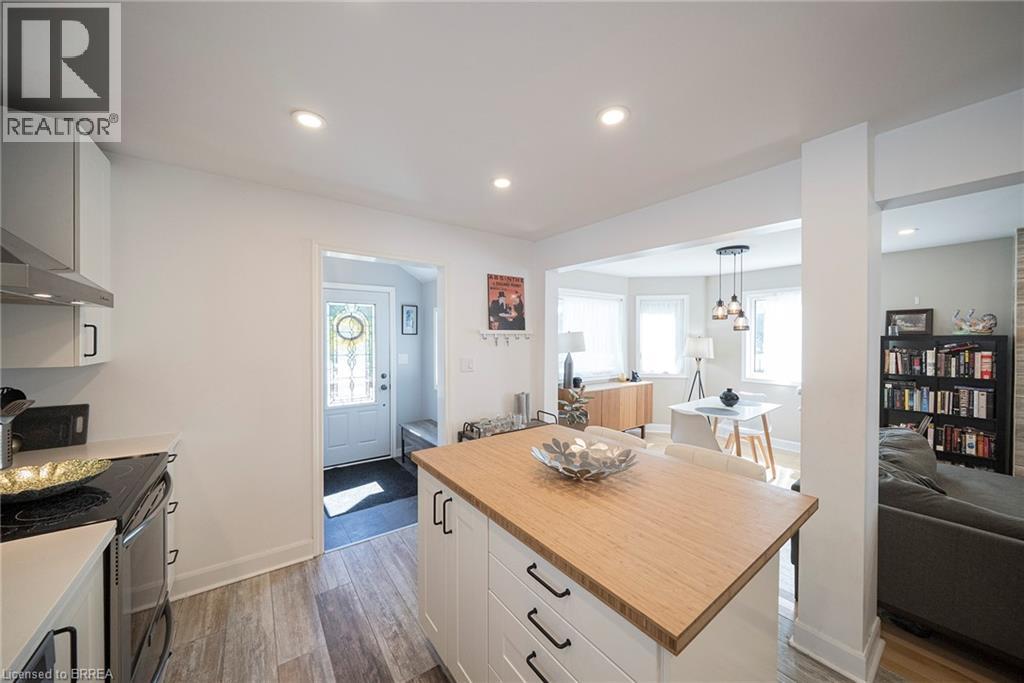 32 ELMWOOD Avenue - 5