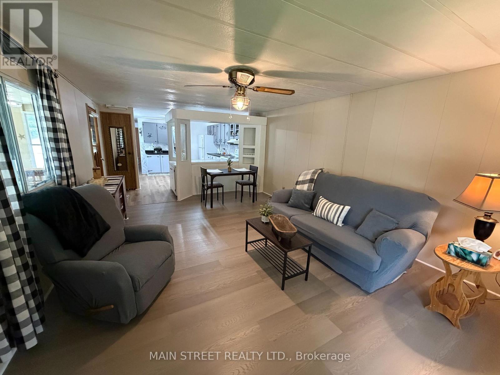 8 PARK CRESCENT - 12