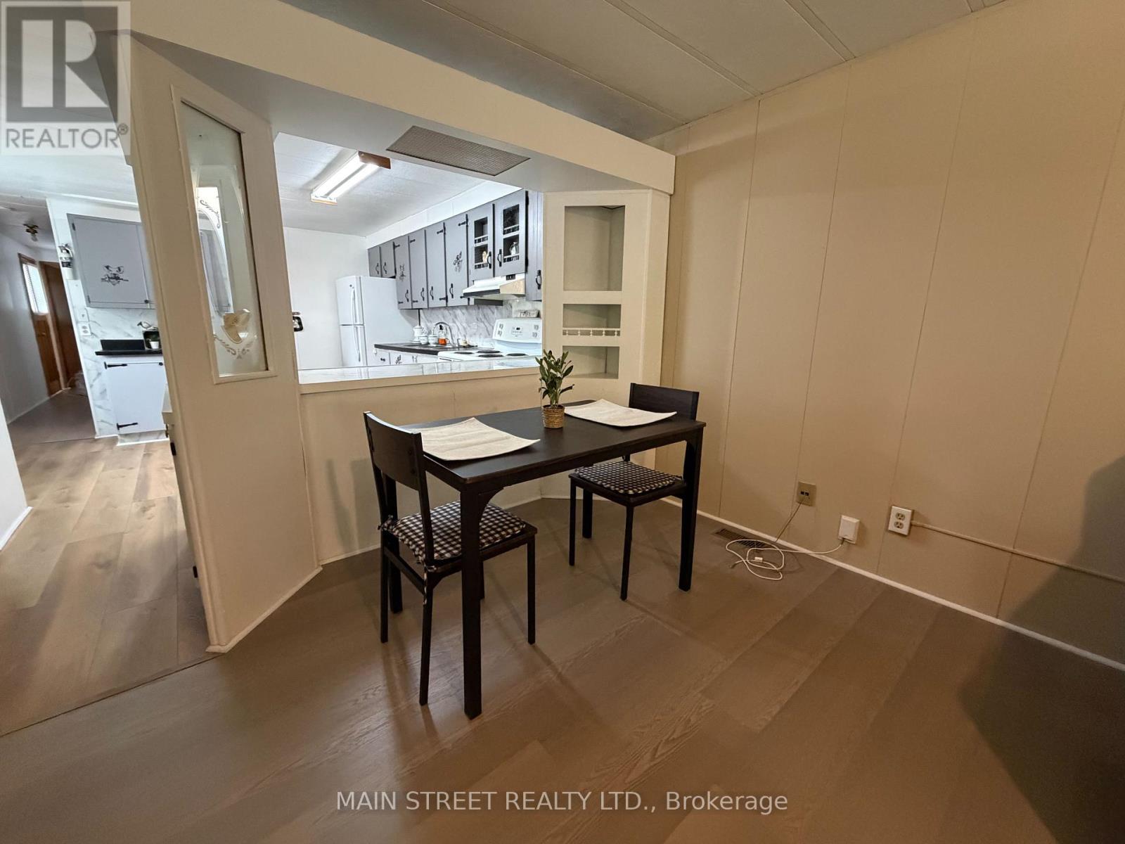 8 PARK CRESCENT - 13