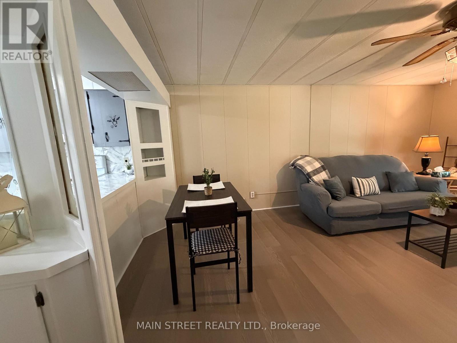 8 PARK CRESCENT - 14