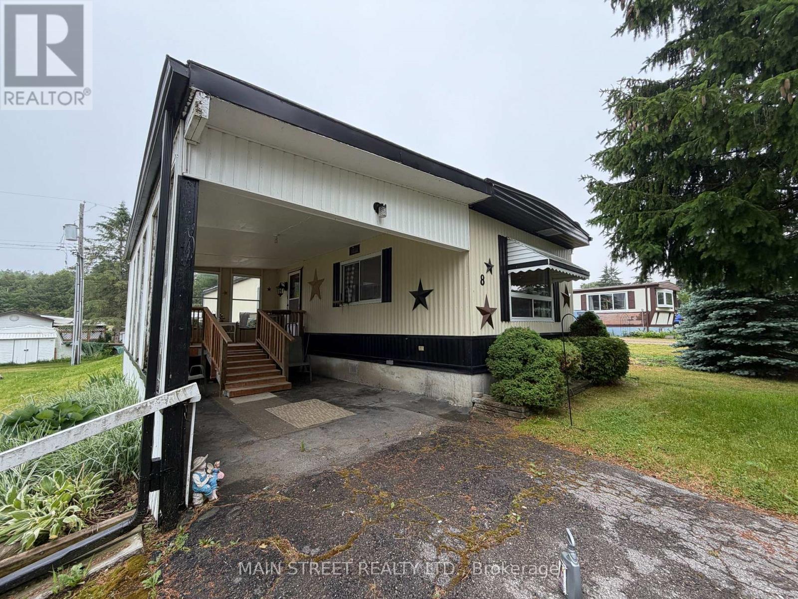 8 PARK CRESCENT - 6