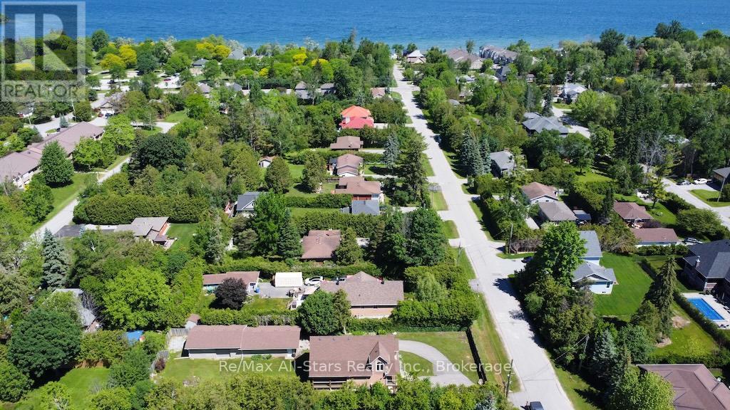 48 BRULE LAKEWAY - 43